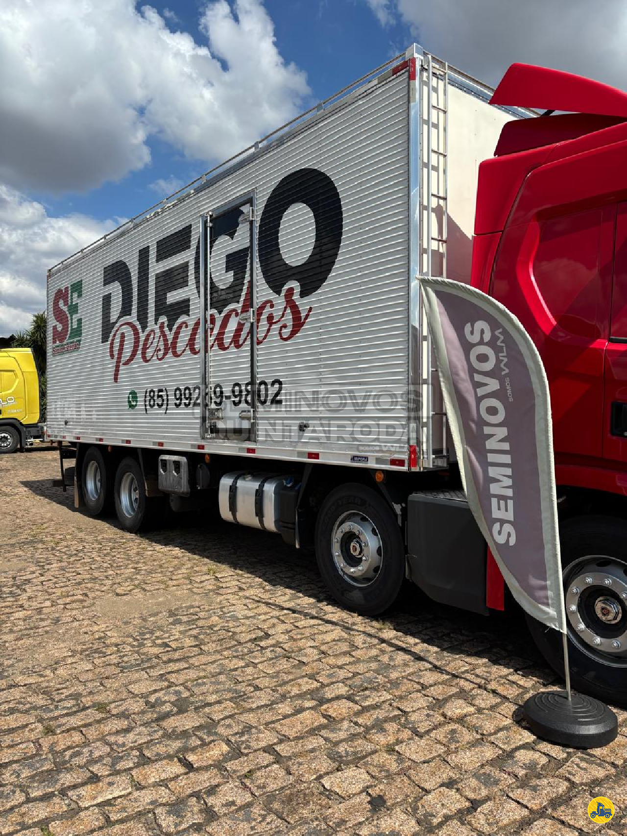 CARROCERIA SOBRE CHASSI  BITRUCK BAU TERMICO Seminovos Quinta Roda WLM SUMARE SÃO PAULO SP